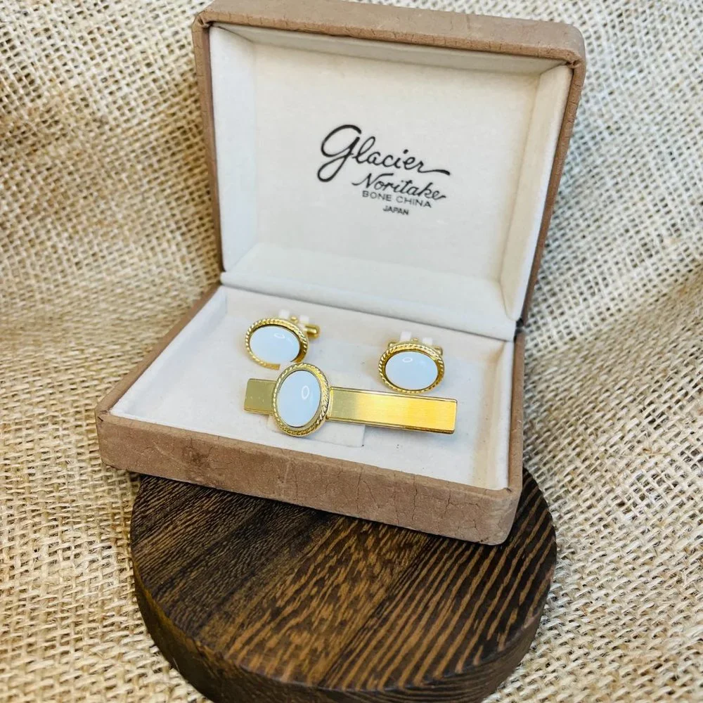 Vintage Noritake Sun Eagle Glacier Milk Glass Gold Plated Cufflinks Tie Clip Set